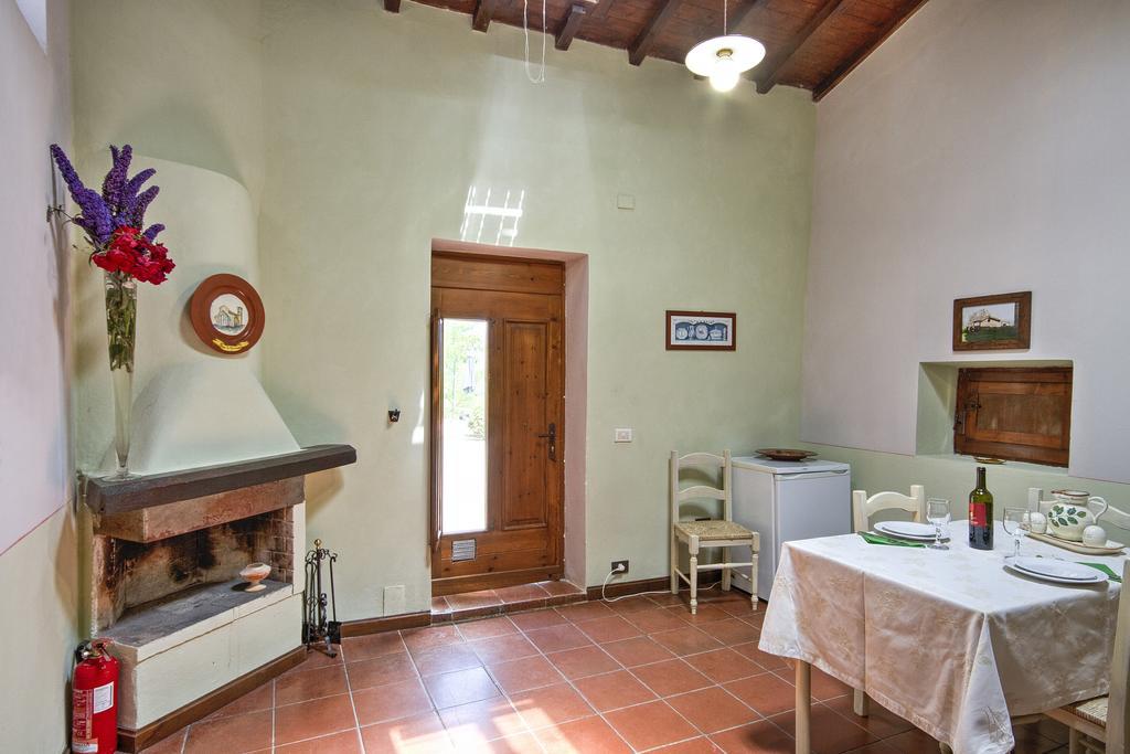 Borgo Romena Hotel Pratovecchio Exterior photo